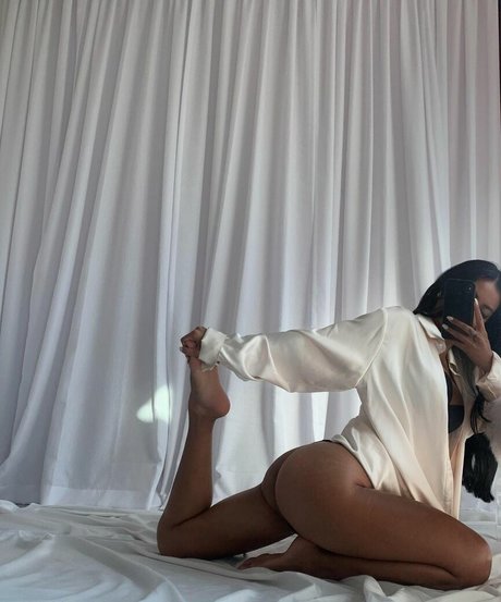 Nacktes geleaktes OnlyFans-Foto von Goldgypsy