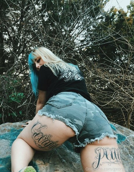 Nacktes geleaktes OnlyFans-Foto von Georgiarae