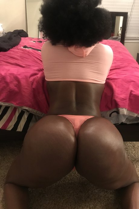 Nacktes geleaktes OnlyFans-Foto von Sassydoll