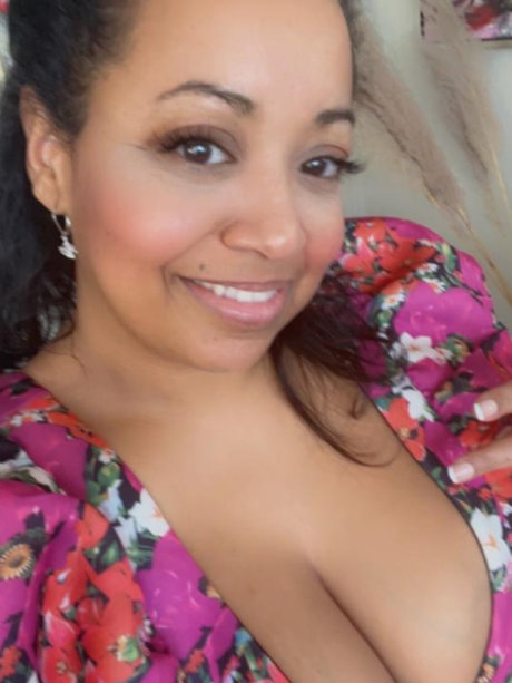 Nacktes geleaktes OnlyFans-Foto von Millions