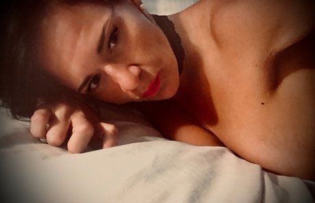 Nacktes geleaktes OnlyFans-Foto von Saraenglish