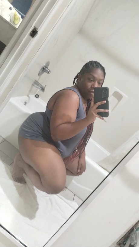 Nacktes geleaktes OnlyFans-Foto von  Sapphire