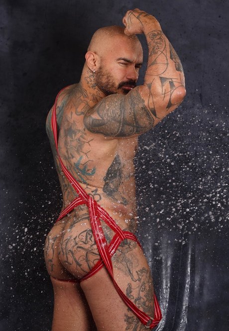 Nacktes geleaktes OnlyFans-Foto von Santi Noguera