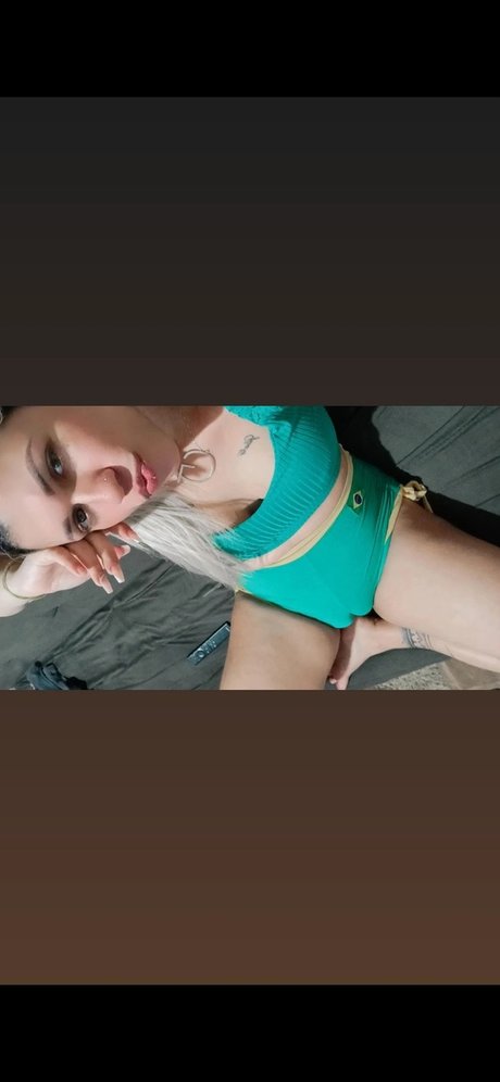 Nacktes geleaktes OnlyFans-Foto von Santinha