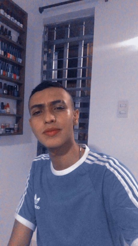 Nacktes geleaktes OnlyFans-Foto von Santiago