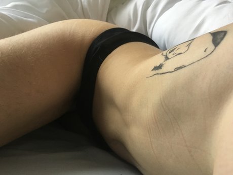 Nacktes geleaktes OnlyFans-Foto von Syd The Kitten