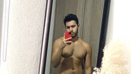 Nacktes geleaktes OnlyFans-Foto von Roxoomoxo