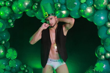 Nacktes geleaktes OnlyFans-Foto von Bastianquentin