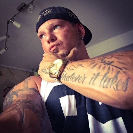 Nacktes geleaktes OnlyFans-Foto von El Papi