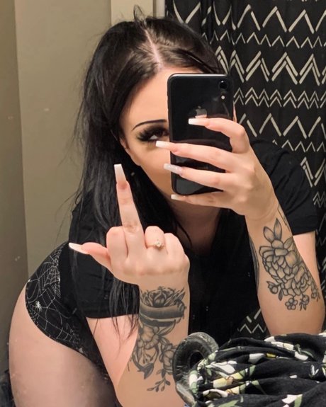 Nacktes geleaktes OnlyFans-Foto von  
