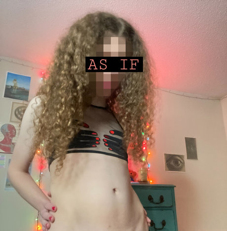 Nacktes geleaktes OnlyFans-Foto von Lucid