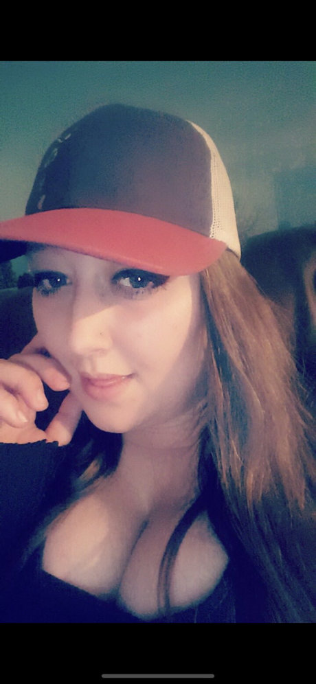 Nacktes geleaktes OnlyFans-Foto von Scarlet Ivy
