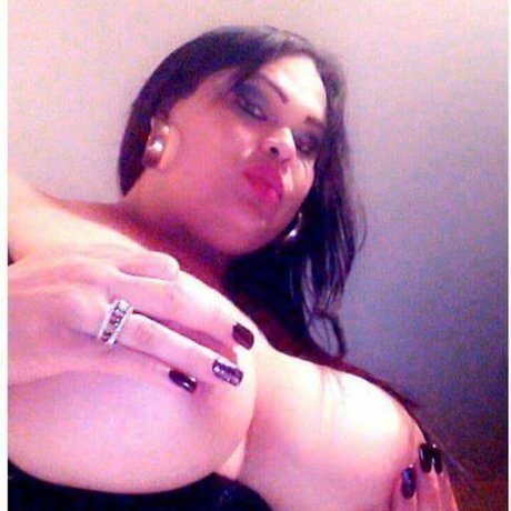 Nacktes geleaktes OnlyFans-Foto von Scarlet0784
