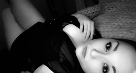 Nacktes geleaktes OnlyFans-Foto von Zoe