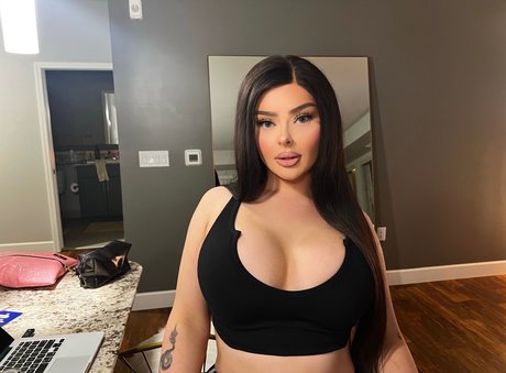 Nacktes geleaktes OnlyFans-Foto von Sativa Shiesty