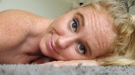 Nacktes geleaktes OnlyFans-Foto von Rebecca Sue
