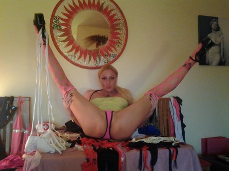 Nacktes geleaktes OnlyFans-Foto von Yulia Nicolskaia