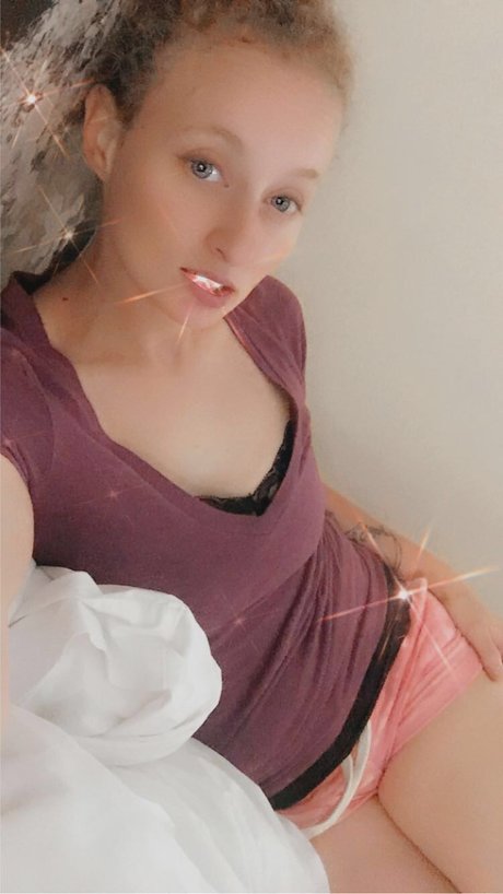 Nacktes geleaktes OnlyFans-Foto von Alishia Gibson