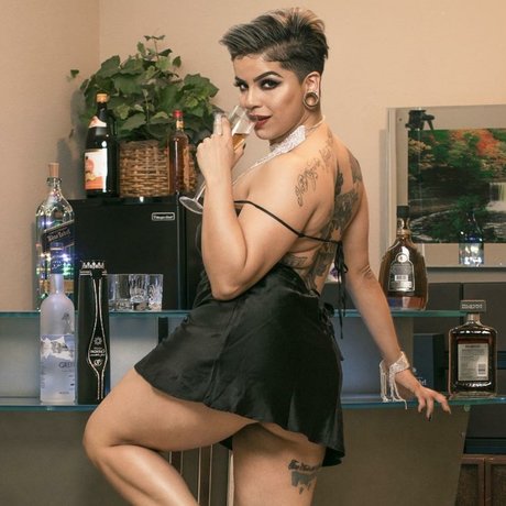 Nacktes geleaktes OnlyFans-Foto von Angela Onlyfan