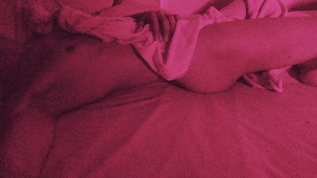Nacktes geleaktes OnlyFans-Foto von Thepuppyboy