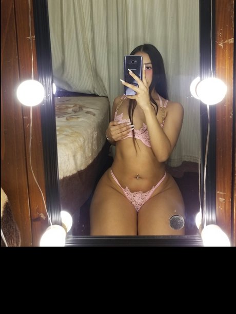 Nacktes geleaktes OnlyFans-Foto von Jips