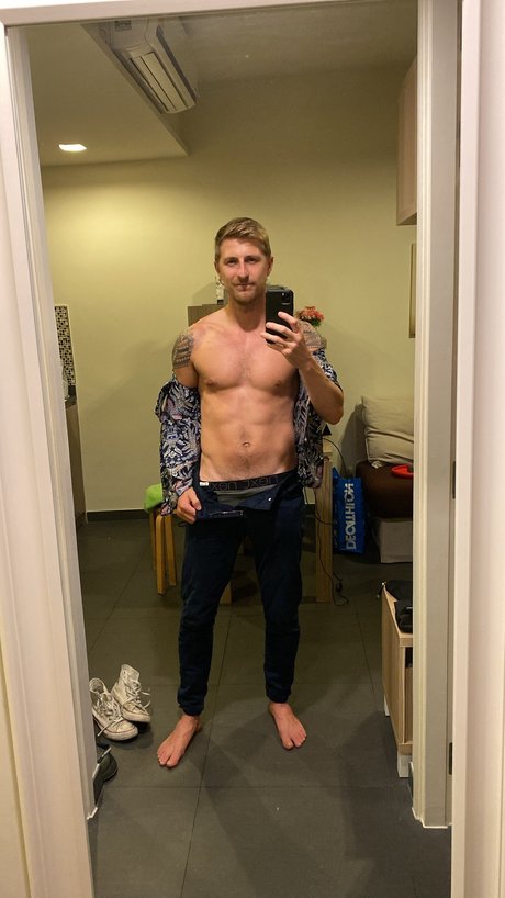 Nacktes geleaktes OnlyFans-Foto von Yourbritishguy
