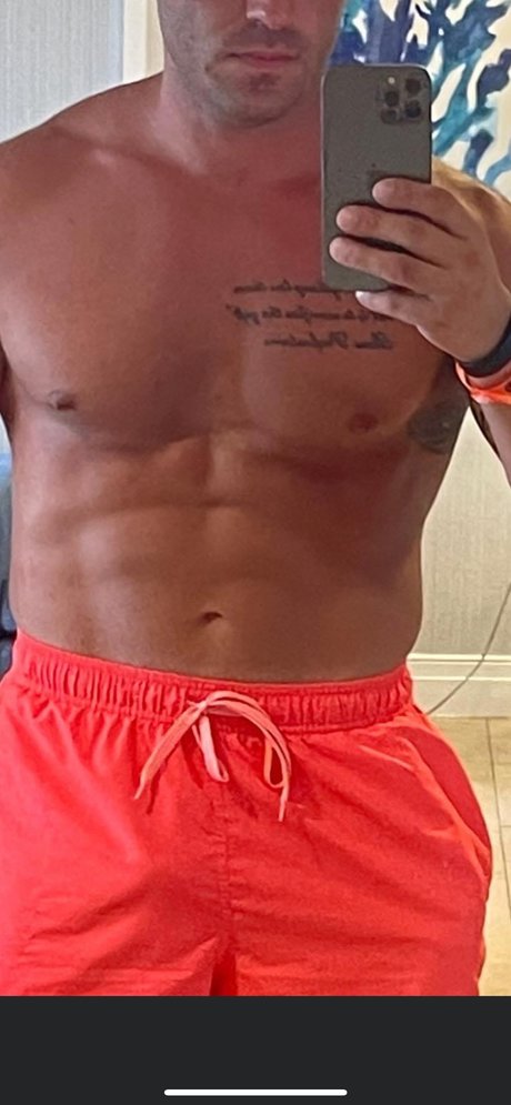 Nacktes geleaktes OnlyFans-Foto von The Naked Preacher