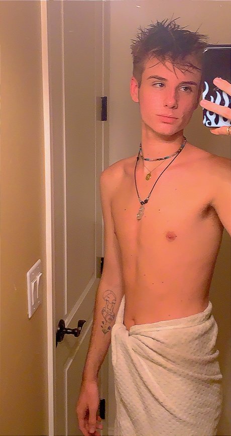 Nacktes geleaktes OnlyFans-Foto von Tyler