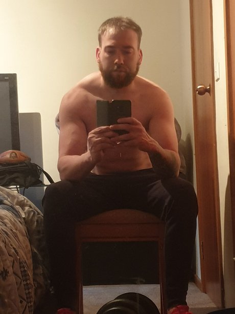 Nacktes geleaktes OnlyFans-Foto von Martyb