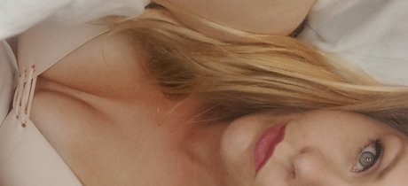 Nacktes geleaktes OnlyFans-Foto von Saragoddes