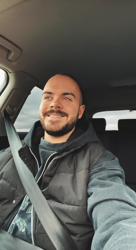 Nacktes geleaktes OnlyFans-Foto von Marvin