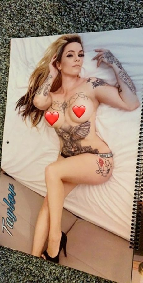 Nacktes geleaktes OnlyFans-Foto von Taylor Kain Free