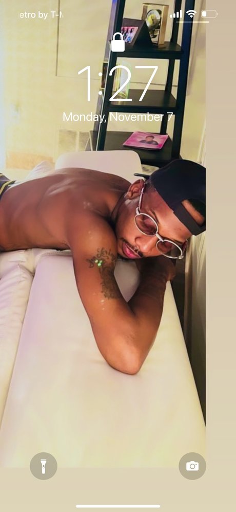 Nacktes geleaktes OnlyFans-Foto von Tayyontop