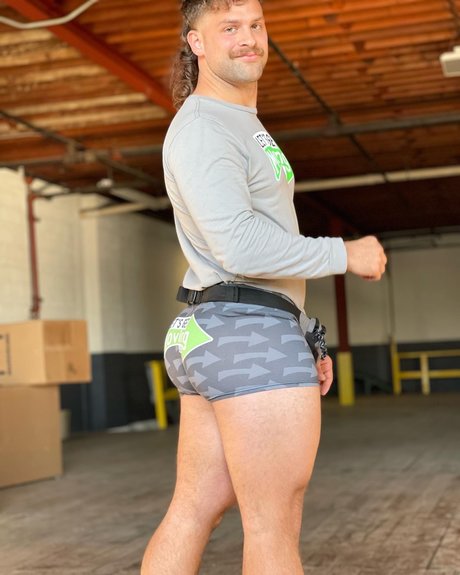 Nacktes geleaktes OnlyFans-Foto von Stephen Lomas