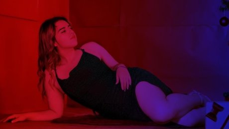 Nacktes geleaktes OnlyFans-Foto von Xuxu