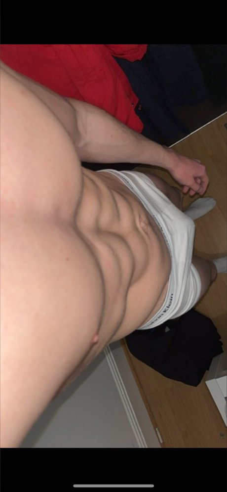 Nacktes geleaktes OnlyFans-Foto von Josh  Made Of Muscles