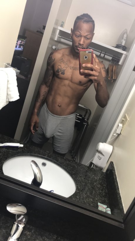 Nacktes geleaktes OnlyFans-Foto von Dr Headhog