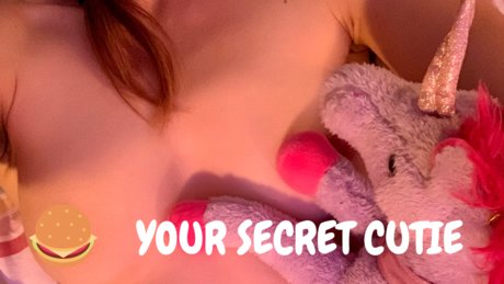 Nacktes geleaktes OnlyFans-Foto von Your Secret Cutie