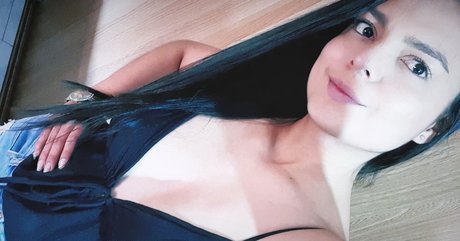 Nacktes geleaktes OnlyFans-Foto von Yuyi