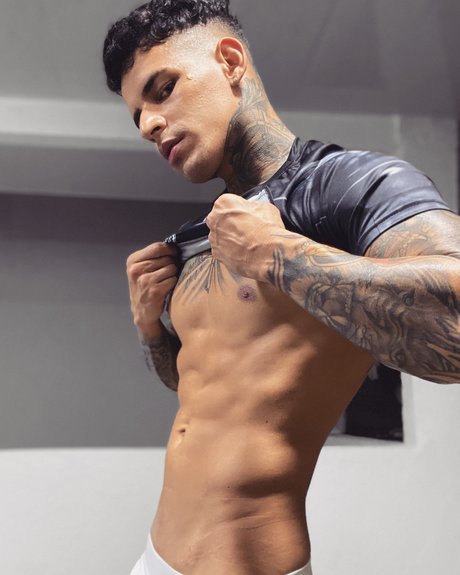 Nacktes geleaktes OnlyFans-Foto von Trisstan