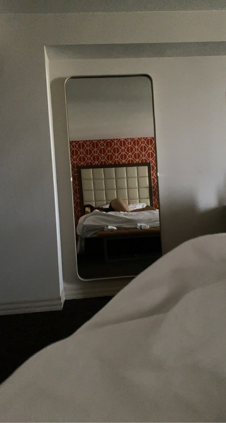 Nacktes geleaktes OnlyFans-Foto von J 