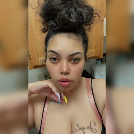 Nacktes geleaktes OnlyFans-Foto von Kee