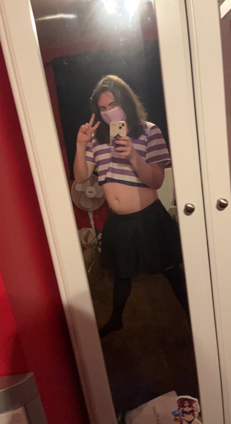 Nacktes geleaktes OnlyFans-Foto von Typicaltrappy