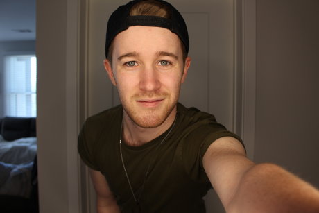 Nacktes geleaktes OnlyFans-Foto von Ryan Zarkower