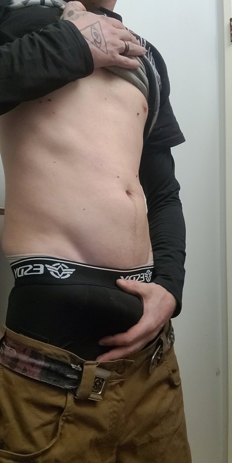 Nacktes geleaktes OnlyFans-Foto von Jessi Kru