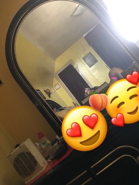 Nacktes geleaktes OnlyFans-Foto von Shy Bunny