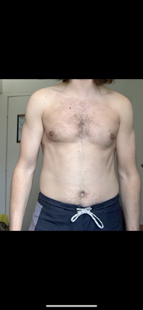 Nacktes geleaktes OnlyFans-Foto von Grom