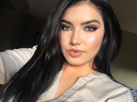 Thehighpriestess333