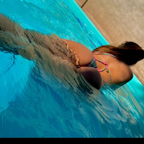 Nacktes geleaktes OnlyFans-Foto von Evi 