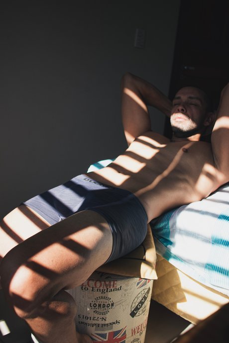 Nacktes geleaktes OnlyFans-Foto von Guhga